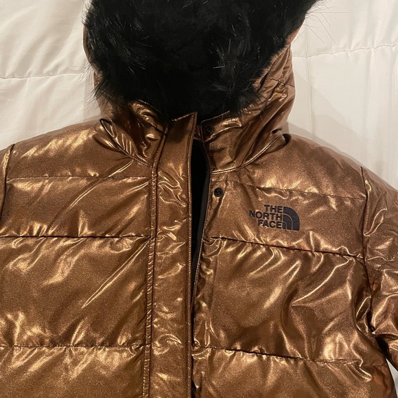 North Face Long Parka - Picture 3 of 8